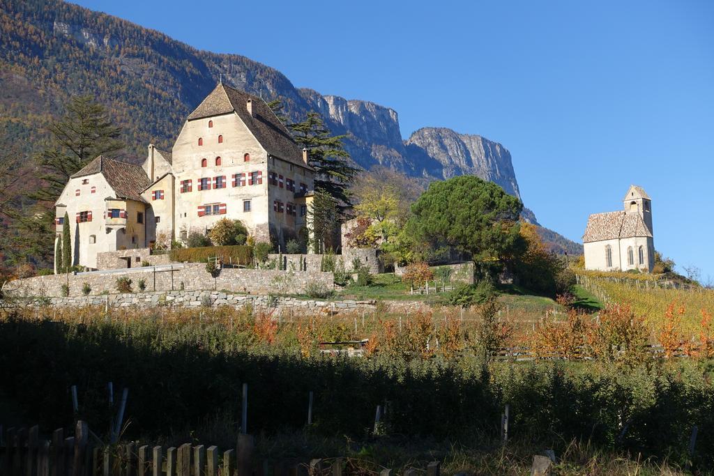 Schloss-Hof Аппиано-Сулла-Страда-дель-Вино Экстерьер фото